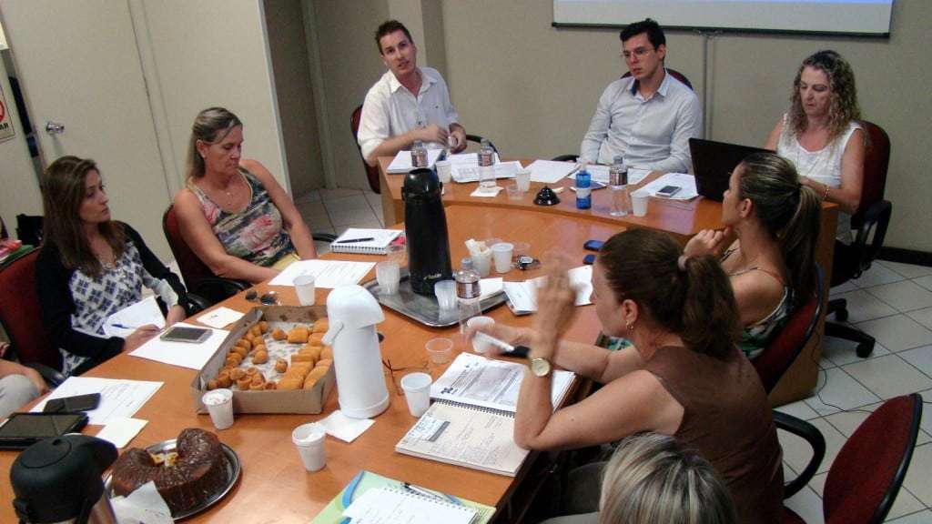 Secretários querem que o Estado faça a gestão plena do Hospital São José 2 Secretários querem que o Estado faça a gestão plena do Hospital São José