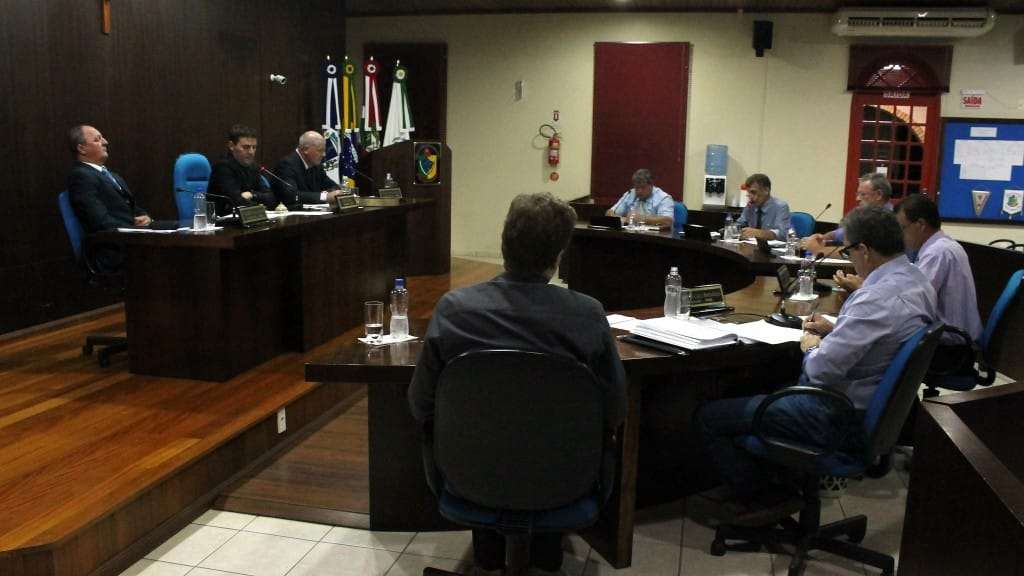 Câmara aprova reajuste de servidores municipais 1 Câmara aprova reajuste de servidores municipais