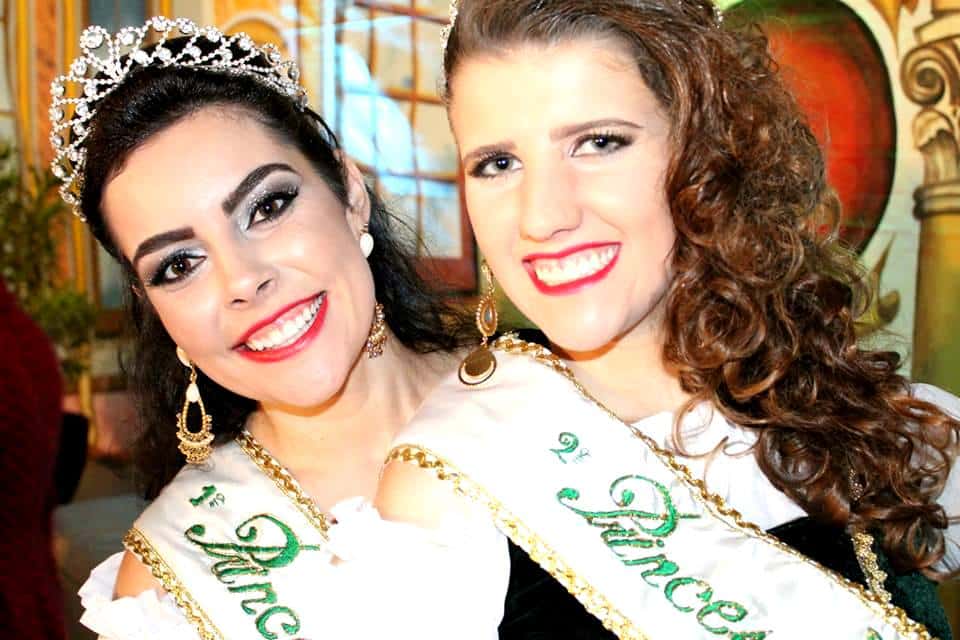 Como já havia dito anteriormente, Nova Veneza terá seu primeiro food truck! 4 Ao que tudo indica...Joana Duminelli Niehues e Vanderléia Begnini reinarão absolutas por mais um ano!