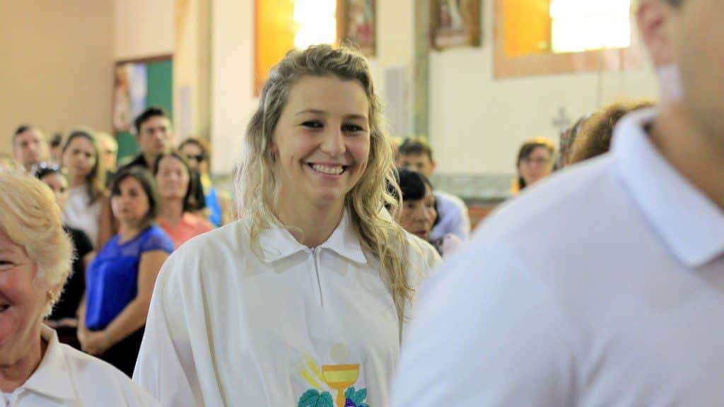 Missa reúne centenas de fiéis na matriz São Marcos