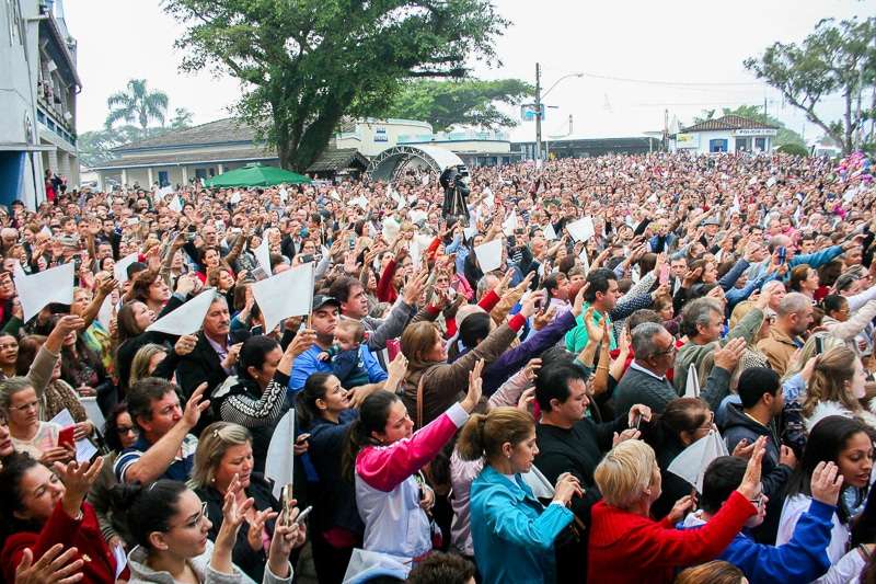 Romaria reúne mais de 60 mil fiéis em Caravaggio