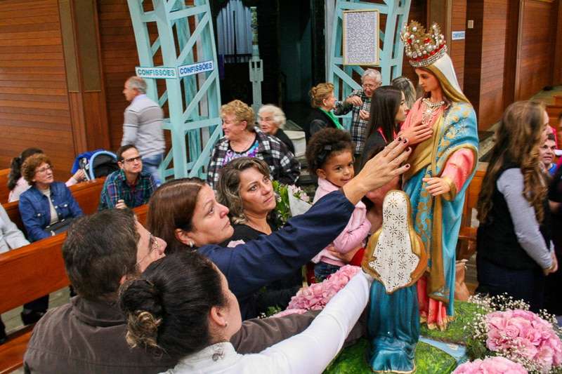 Romaria reúne mais de 60 mil fiéis em Caravaggio
