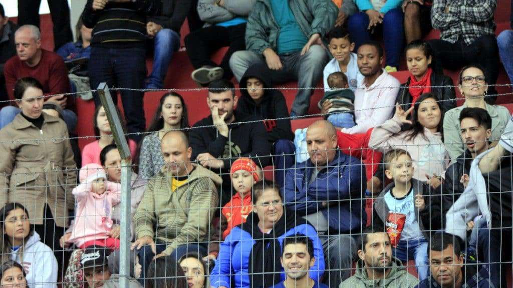 Metropolitano e Caravaggio empatam no primeiro jogo da final