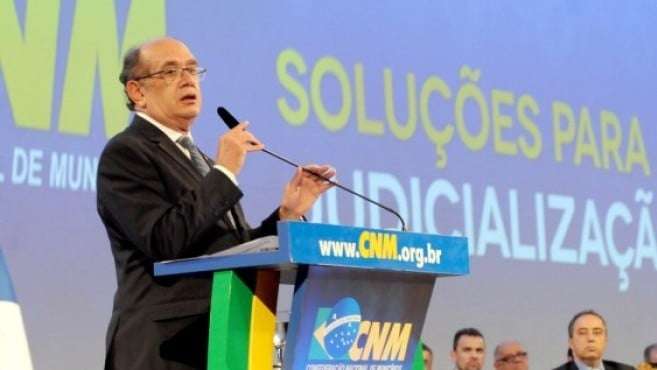 Leitura e aprovação da Carta da Marcha encerra evento municipalista 2 Leitura e aprovação da Carta da Marcha encerra evento municipalista