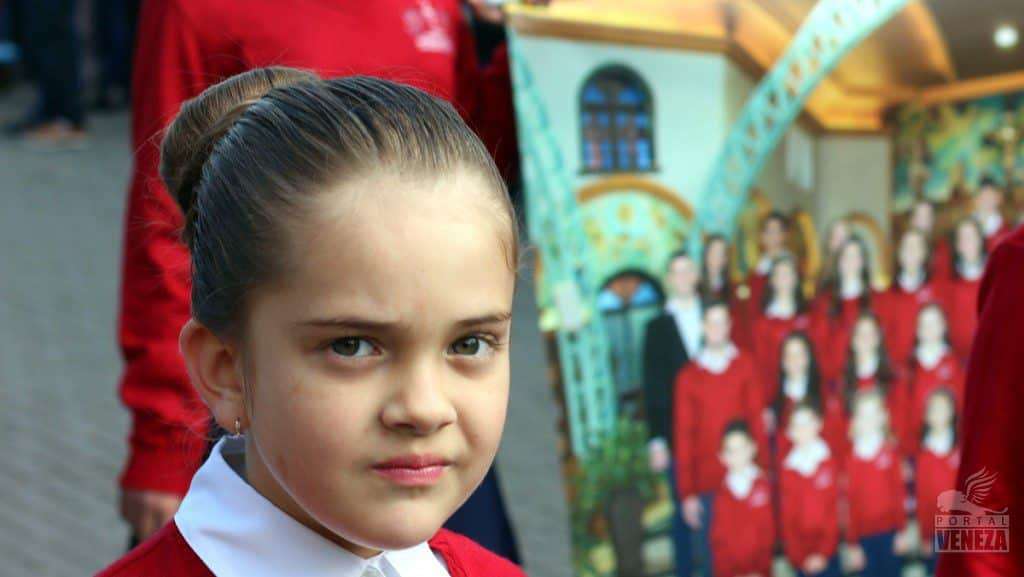 Veja as fotos do desfile das Famílias 2016