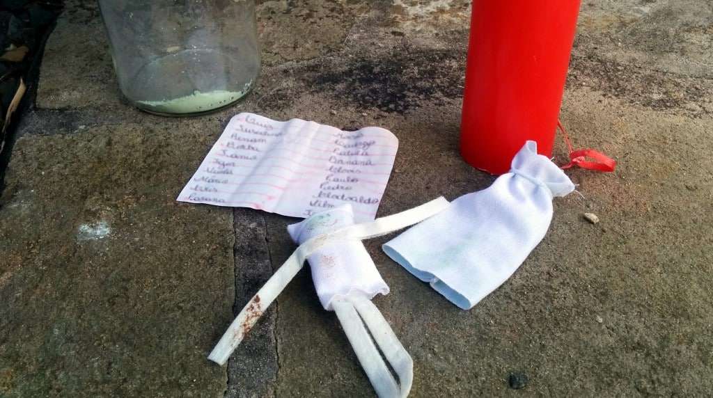 Trabalho de umbanda feito na capela mortuária do Pe. Amílcar Gabriel, gera revolta em Nova Veneza 1 Trabalho de umbanda feito na capela mortuária do Pe. Amílcar Gabriel, gera revolta em Nova Veneza