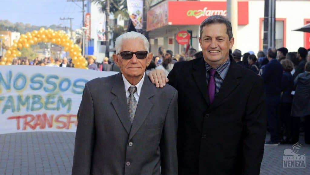 Veja as fotos do desfile das Famílias 2016