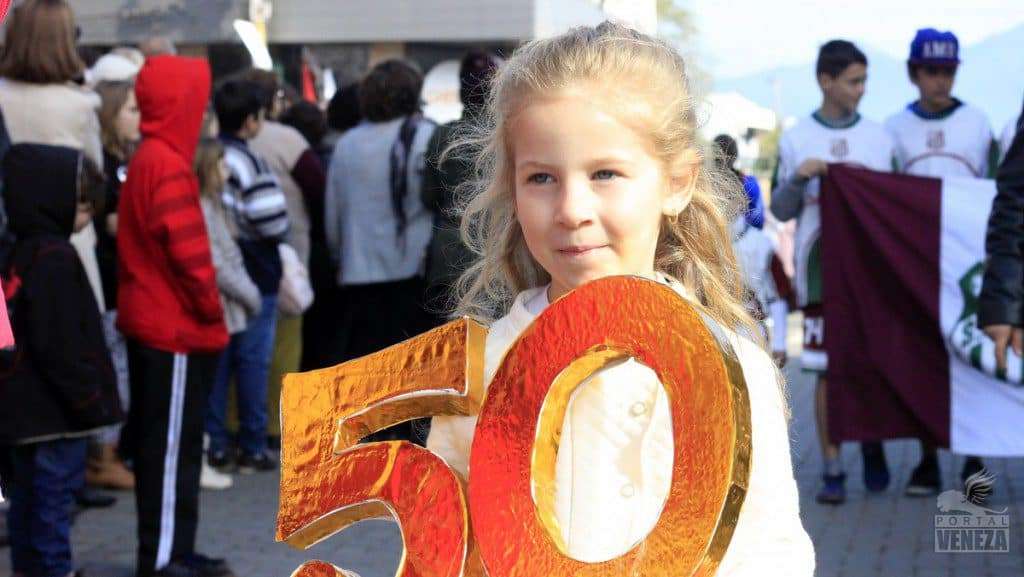 Veja as fotos do desfile das Famílias 2016