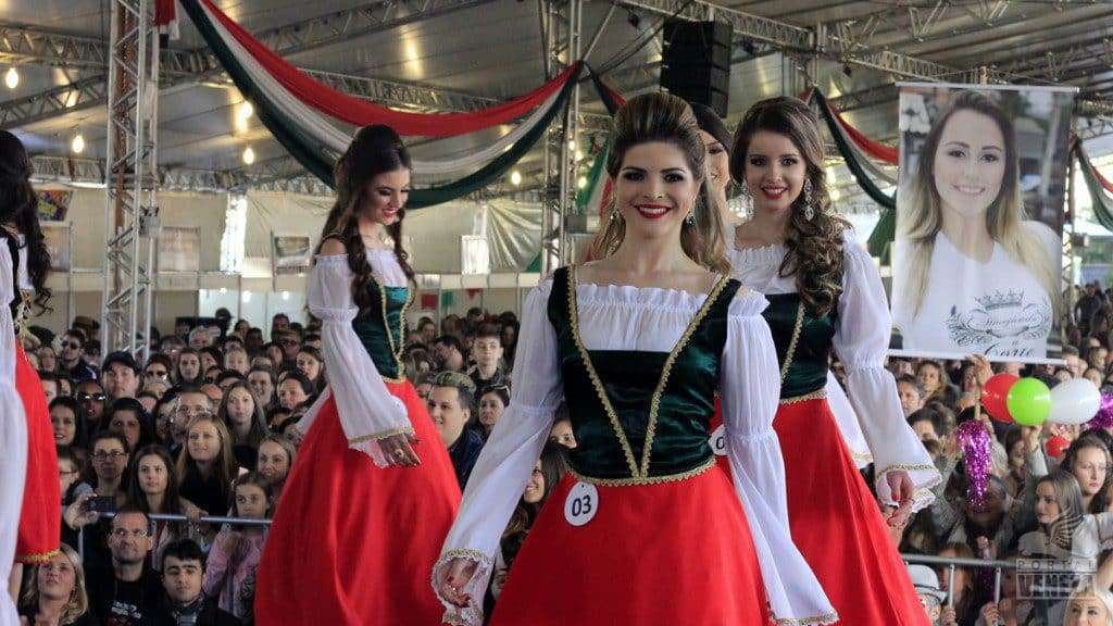 Conheça a Rainha e Princesas da Festa da Gastronomia 2017