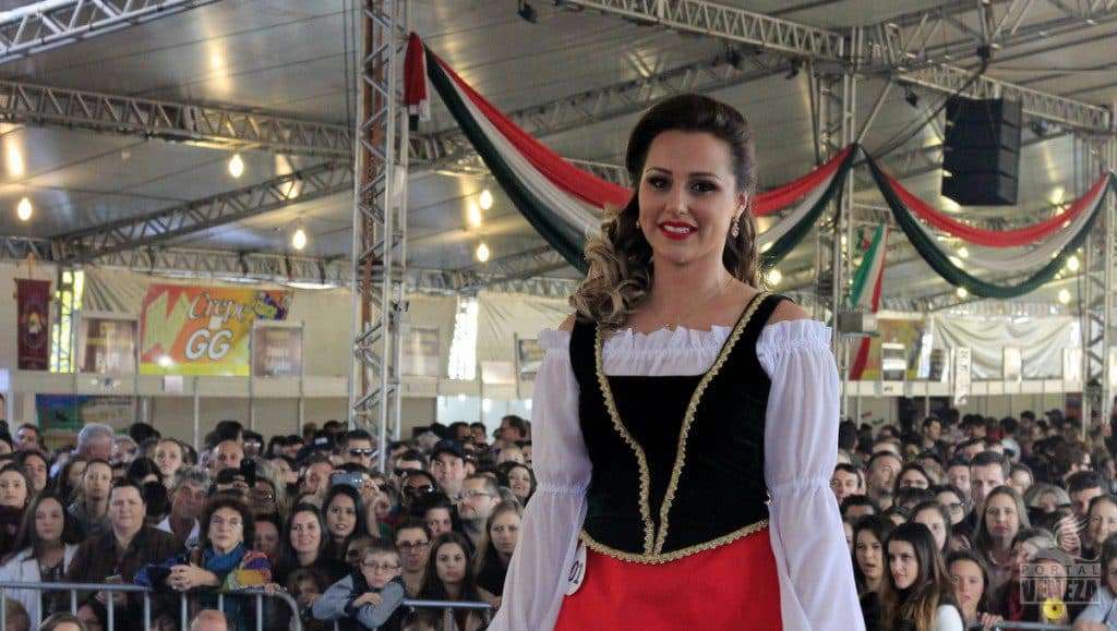 Conheça a Rainha e Princesas da Festa da Gastronomia 2017