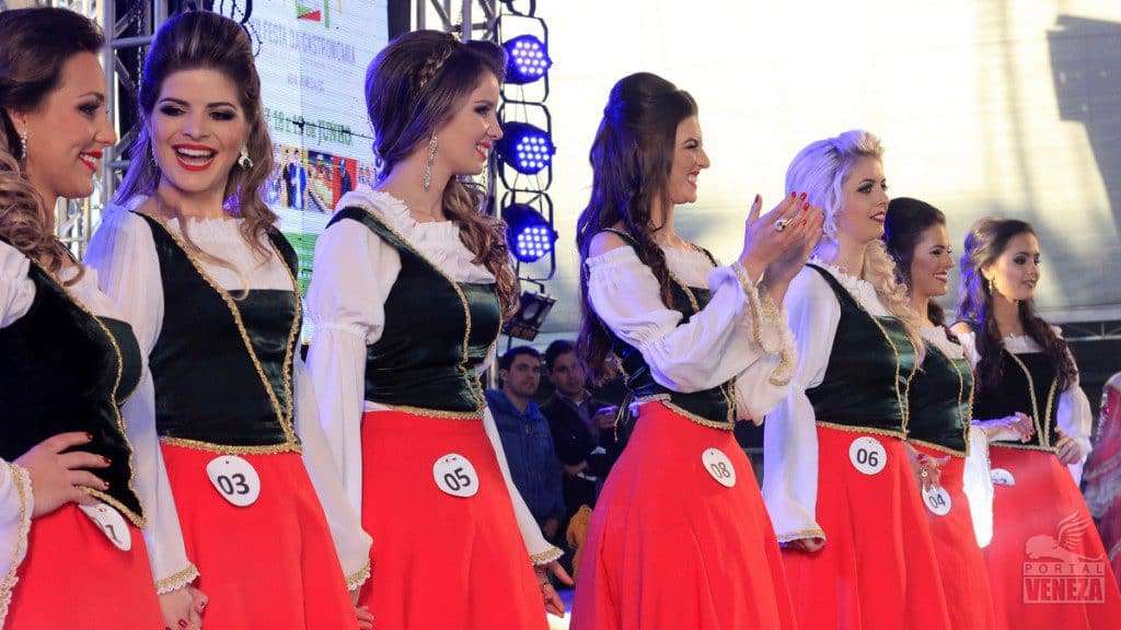 Conheça a Rainha e Princesas da Festa da Gastronomia 2017