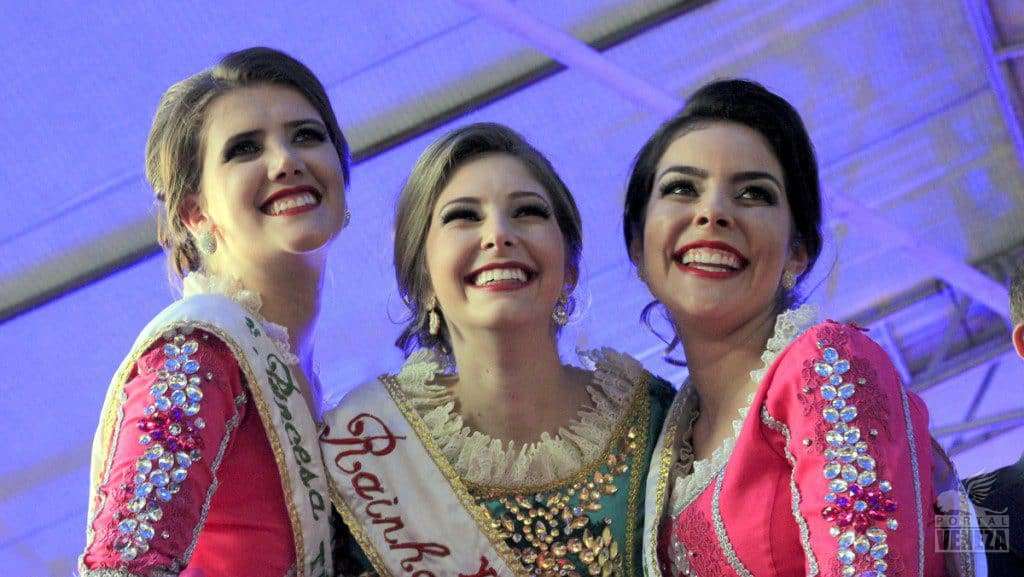 Conheça a Rainha e Princesas da Festa da Gastronomia 2017