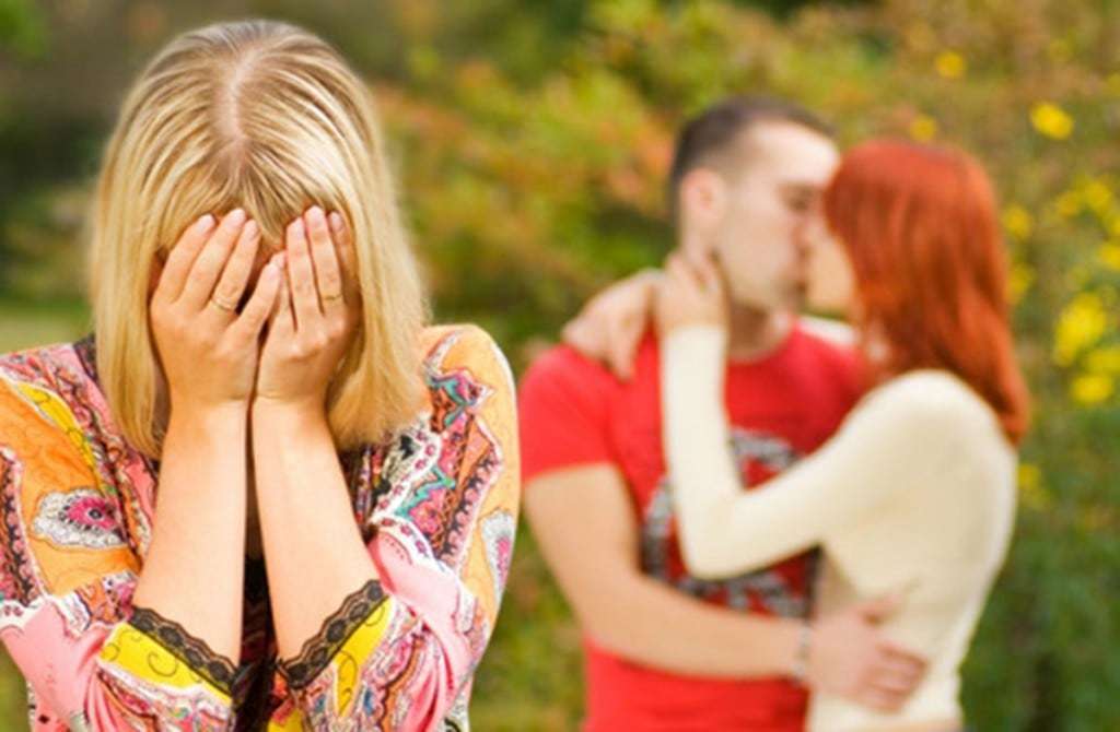 Meu marido me traiu. Posso processá-lo? 1 Meu marido me traiu. Posso processá-lo?