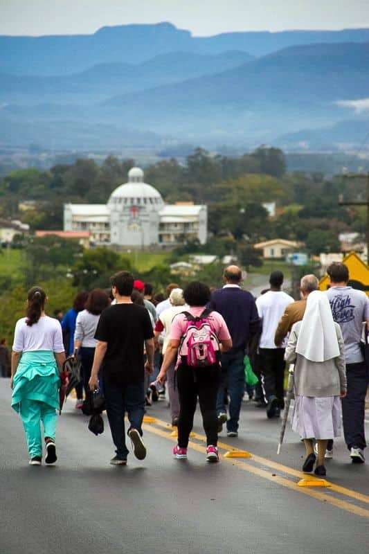 Em sintonia com a JMJ, caminhada e vigília marcam fim de semana de jovens da Diocese de Criciúma 4 Em sintonia com a JMJ, caminhada e vigília marcam fim de semana de jovens da Diocese de Criciúma