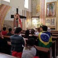 Jovens colecionam experiências nos primeiros dias da JMJ 6 Jovens colecionam experiências nos primeiros dias da JMJ