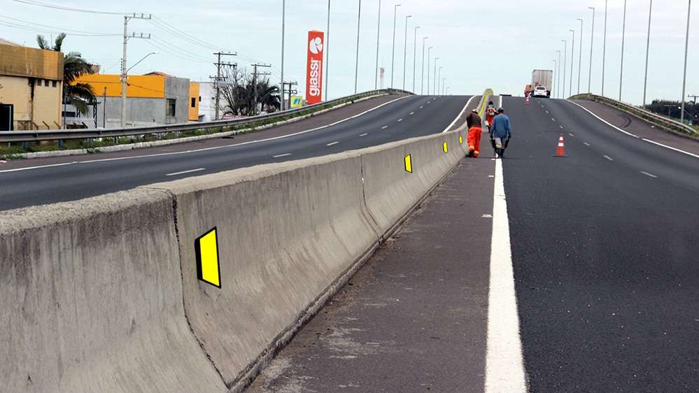 Começa a construção de via lateral no km 339 da BR-101 Sul/SC 8 Começa a construção de via lateral no km 339 da BR-101 Sul/SC