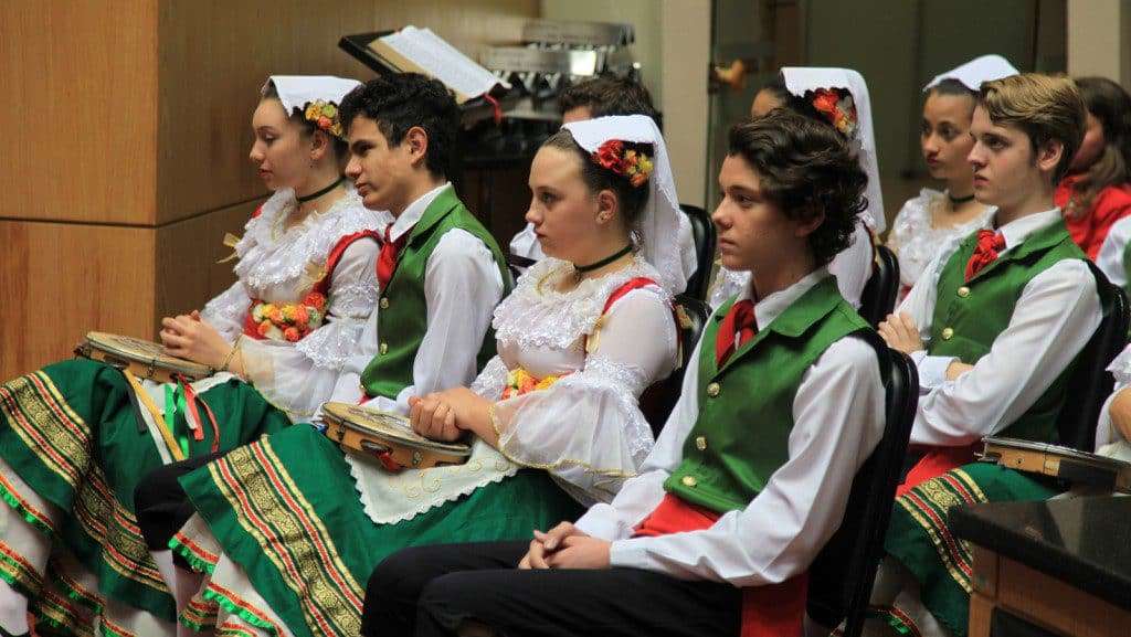 Sessão solene reconhece entidades que preservam a cultura italiana em Nova Veneza