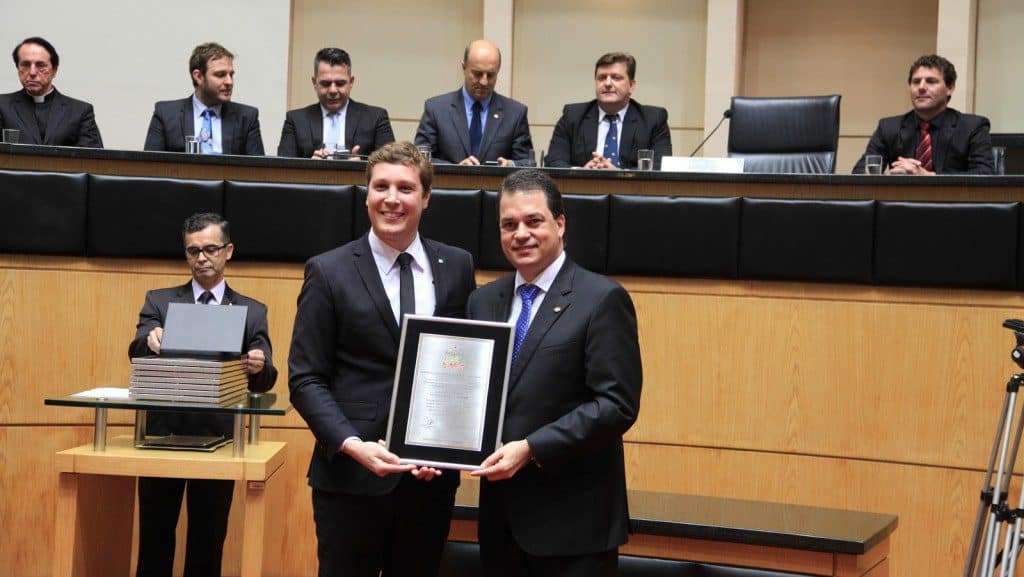 Sessão solene reconhece entidades que preservam a cultura italiana em Nova Veneza