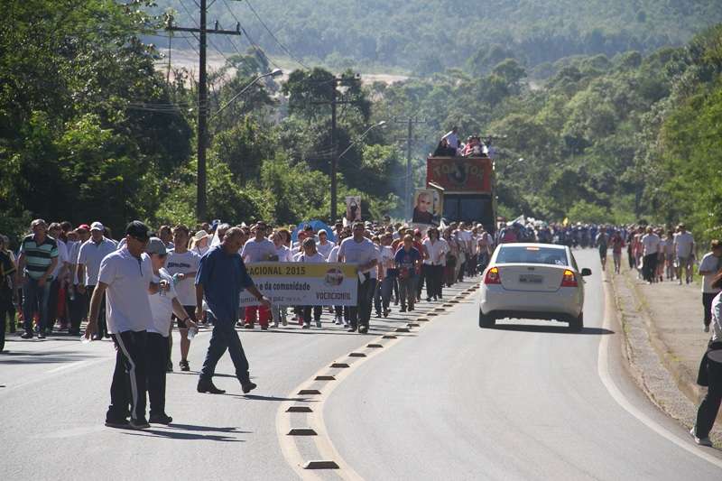 Caminhada Vocacional reunirá milhares neste domingo 12 Caminhada Vocacional reunirá milhares neste domingo