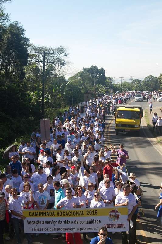Caminhada Vocacional reunirá milhares neste domingo 13 Caminhada Vocacional reunirá milhares neste domingo