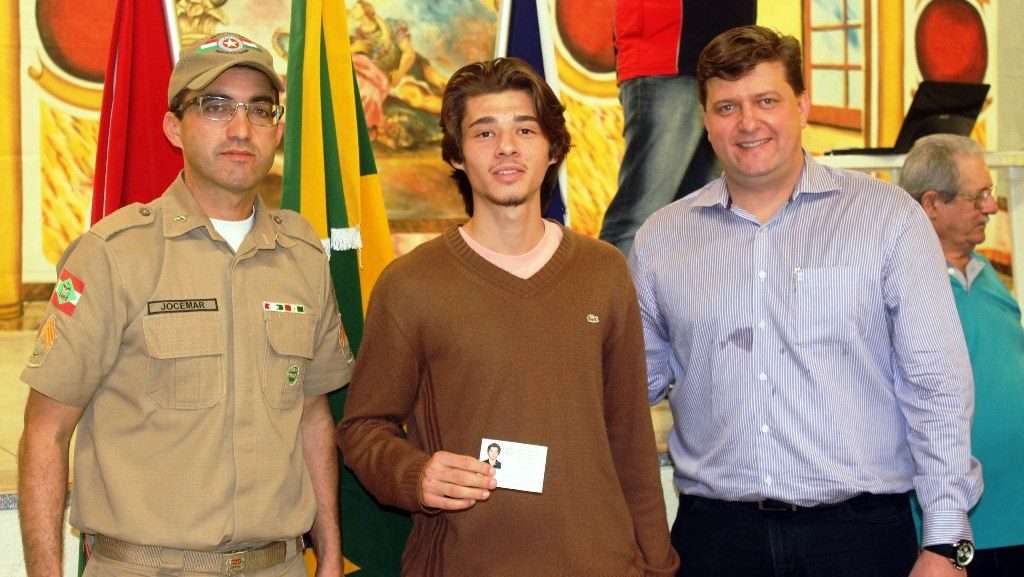 Jovens de Nova Veneza recebem dispensa militar