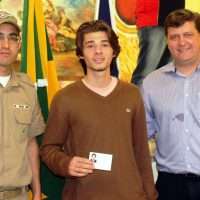 Jovens de Nova Veneza recebem dispensa militar