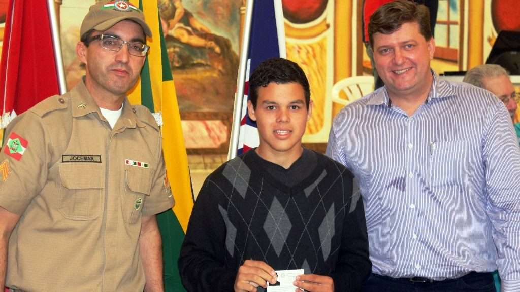 Jovens de Nova Veneza recebem dispensa militar