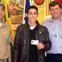 Jovens de Nova Veneza recebem dispensa militar