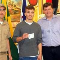Jovens de Nova Veneza recebem dispensa militar