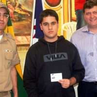 Jovens de Nova Veneza recebem dispensa militar