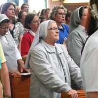 Caminhada encerra mês de oração pelas vocações na Diocese de Criciúma