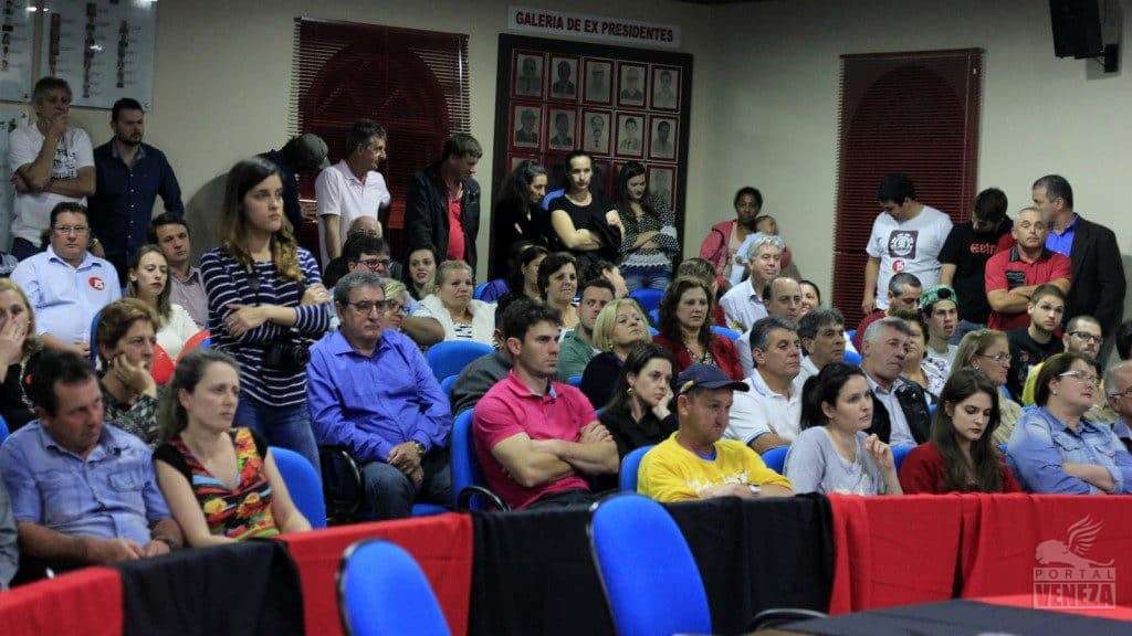 PP, PMDB, PT e PSB realizam convenções, definindo coligações e candidatos