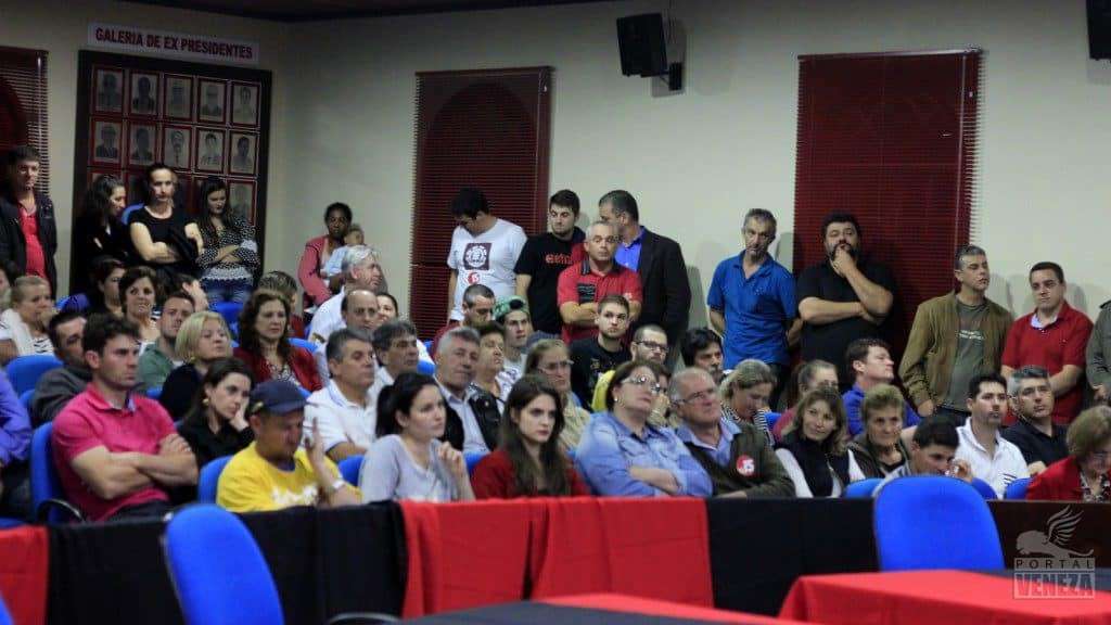 PP, PMDB, PT e PSB realizam convenções, definindo coligações e candidatos