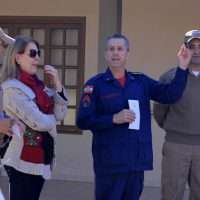 Apae promove reflexão nas ruas de Nova Veneza com apoio da Polícia Militar e Corpo de Bombeiros