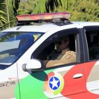 Apae promove reflexão nas ruas de Nova Veneza com apoio da Polícia Militar e Corpo de Bombeiros