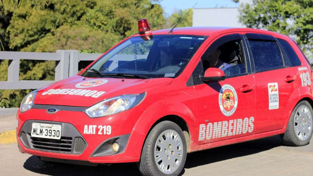 Apae promove reflexão nas ruas de Nova Veneza com apoio da Polícia Militar e Corpo de Bombeiros