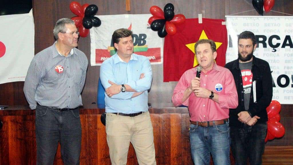 PP, PMDB, PT e PSB realizam convenções, definindo coligações e candidatos