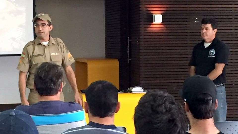 Polícia Militar de Nova Veneza e Detran promovem palestras de conscientização pela Semana Nacional do Trânsito