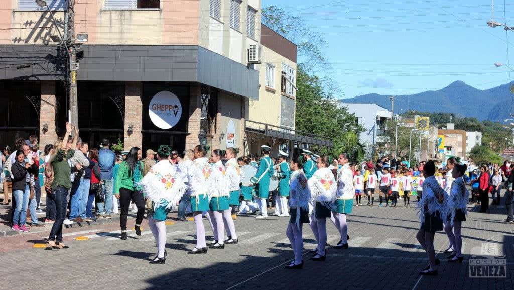 Nova Veneza comemora Dia da Independência com grande desfile