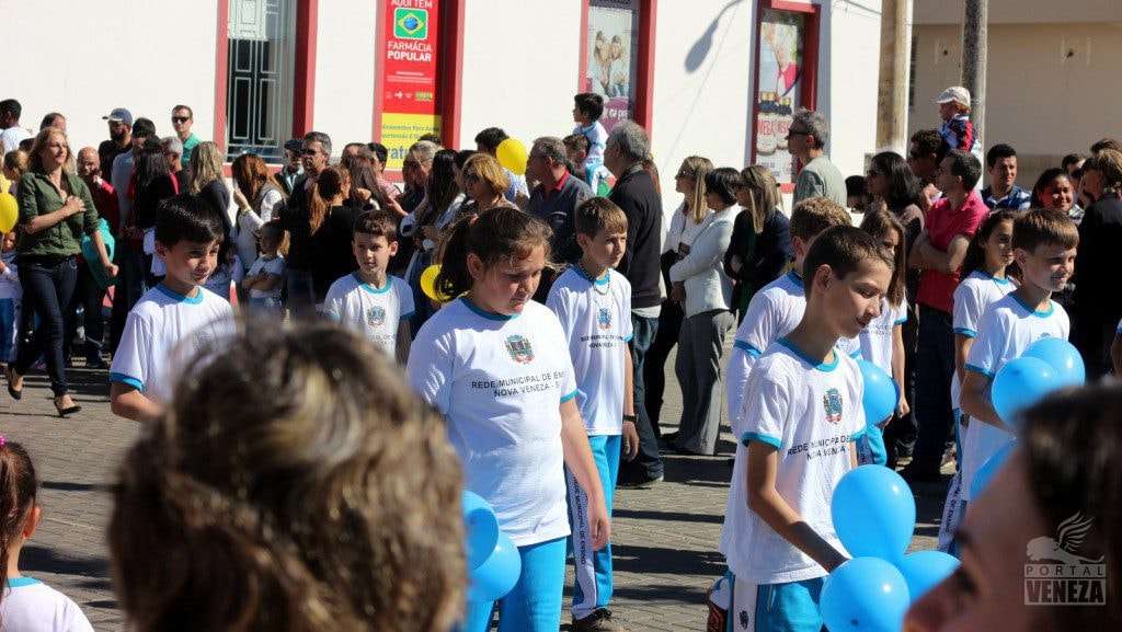 Nova Veneza comemora Dia da Independência com grande desfile