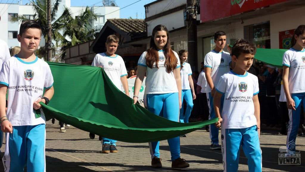 Nova Veneza comemora Dia da Independência com grande desfile