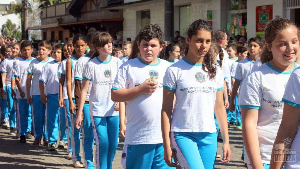 Nova Veneza comemora Dia da Independência com grande desfile