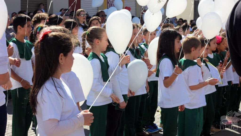 Nova Veneza comemora Dia da Independência com grande desfile