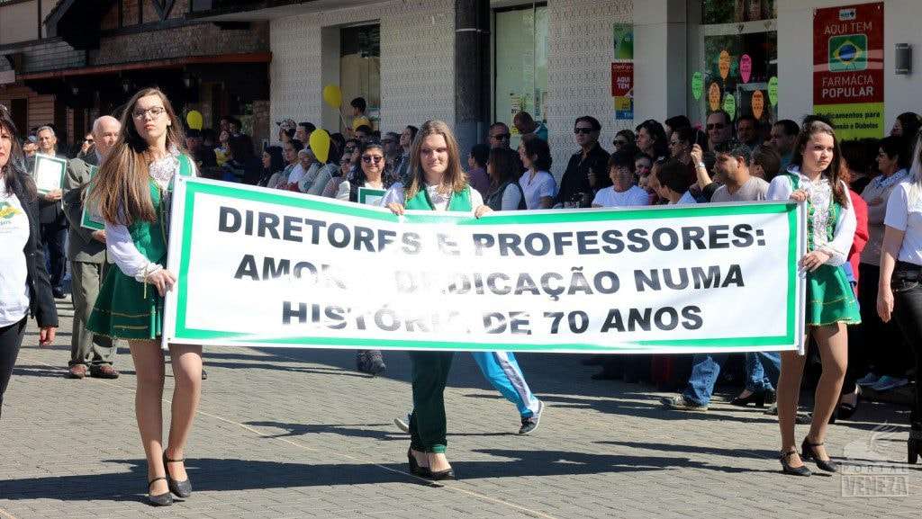 Nova Veneza comemora Dia da Independência com grande desfile