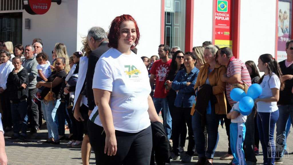 Nova Veneza comemora Dia da Independência com grande desfile