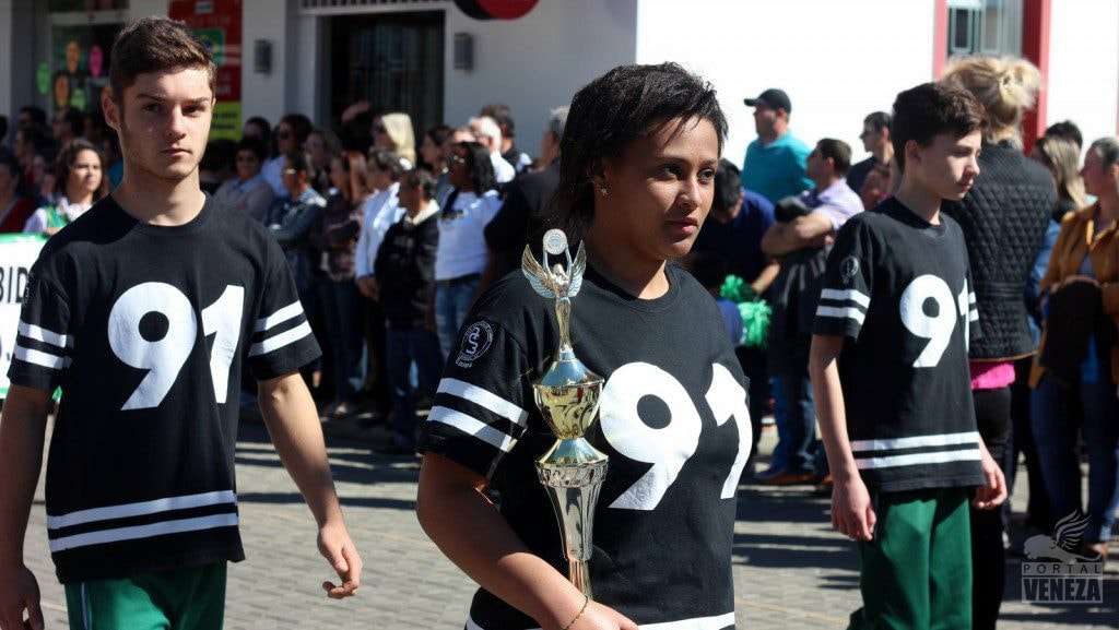 Nova Veneza comemora Dia da Independência com grande desfile