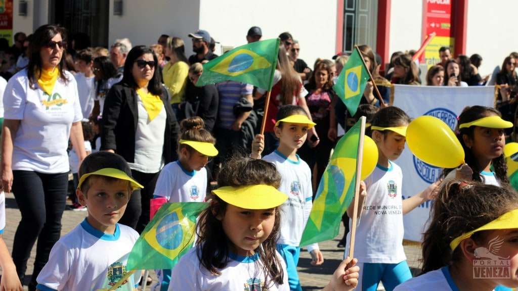 Nova Veneza comemora Dia da Independência com grande desfile 1 Nova Veneza comemora Dia da Independência com grande desfile