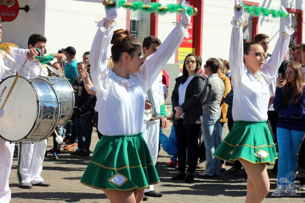 Nova Veneza comemora Dia da Independência com grande desfile