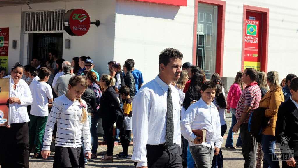 Nova Veneza comemora Dia da Independência com grande desfile