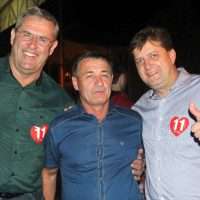Jovens reúnem apoiadores de Evandro e Betão